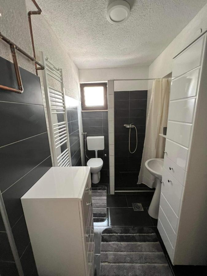 Apartman “City” Apartment บีฮัช ภายนอก รูปภาพ
